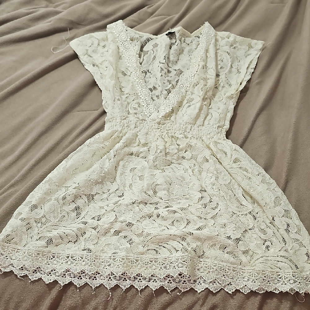 Elegant Lace Swim Cover Up in Cream